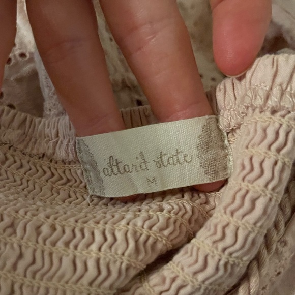 🌸 3 for $10 / altar’d state blush pink gorgeous medium top shirt - Picture 10 of 15